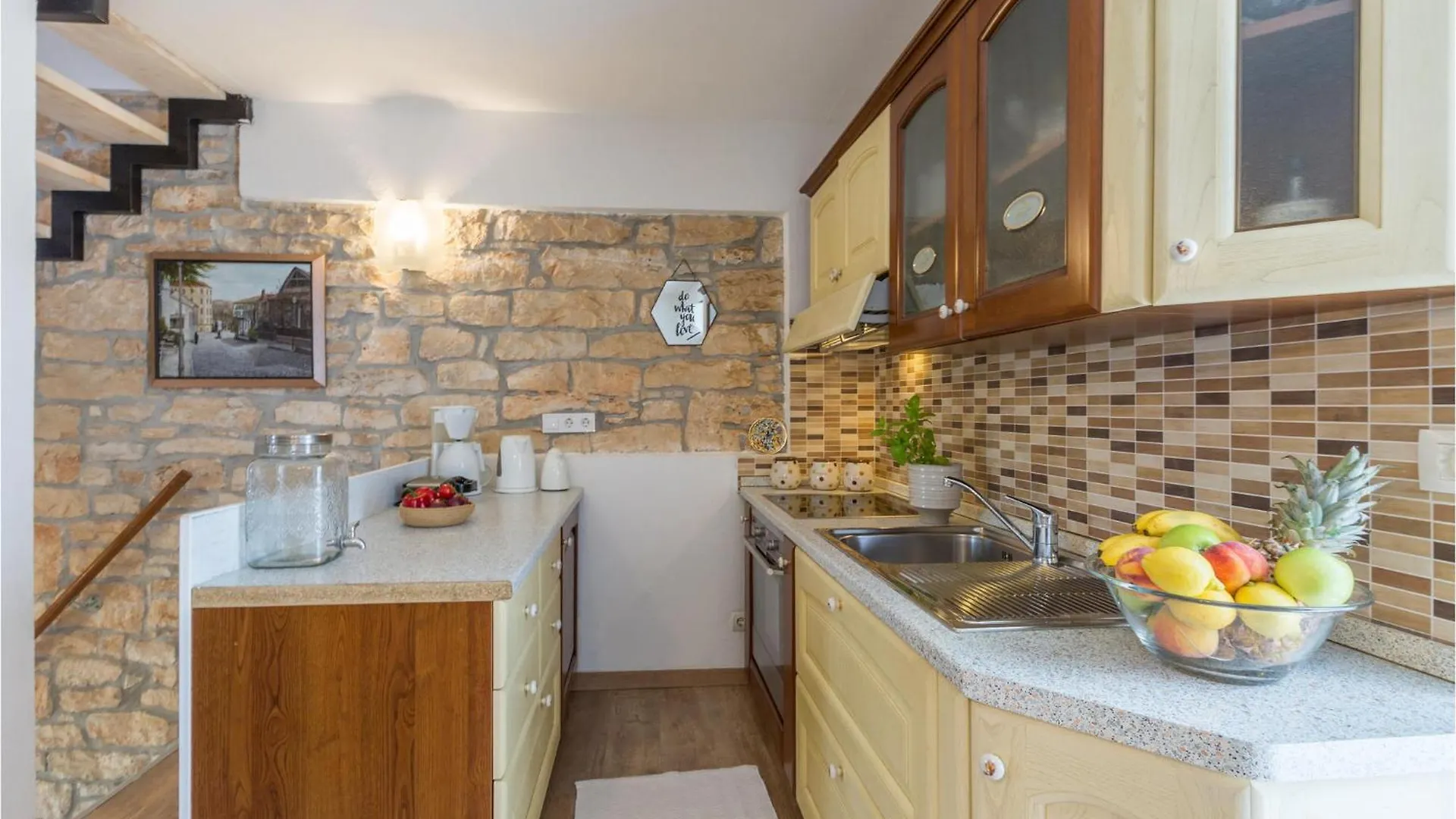 Beautiful Home In Putini With Kitchen Sorici 0*,