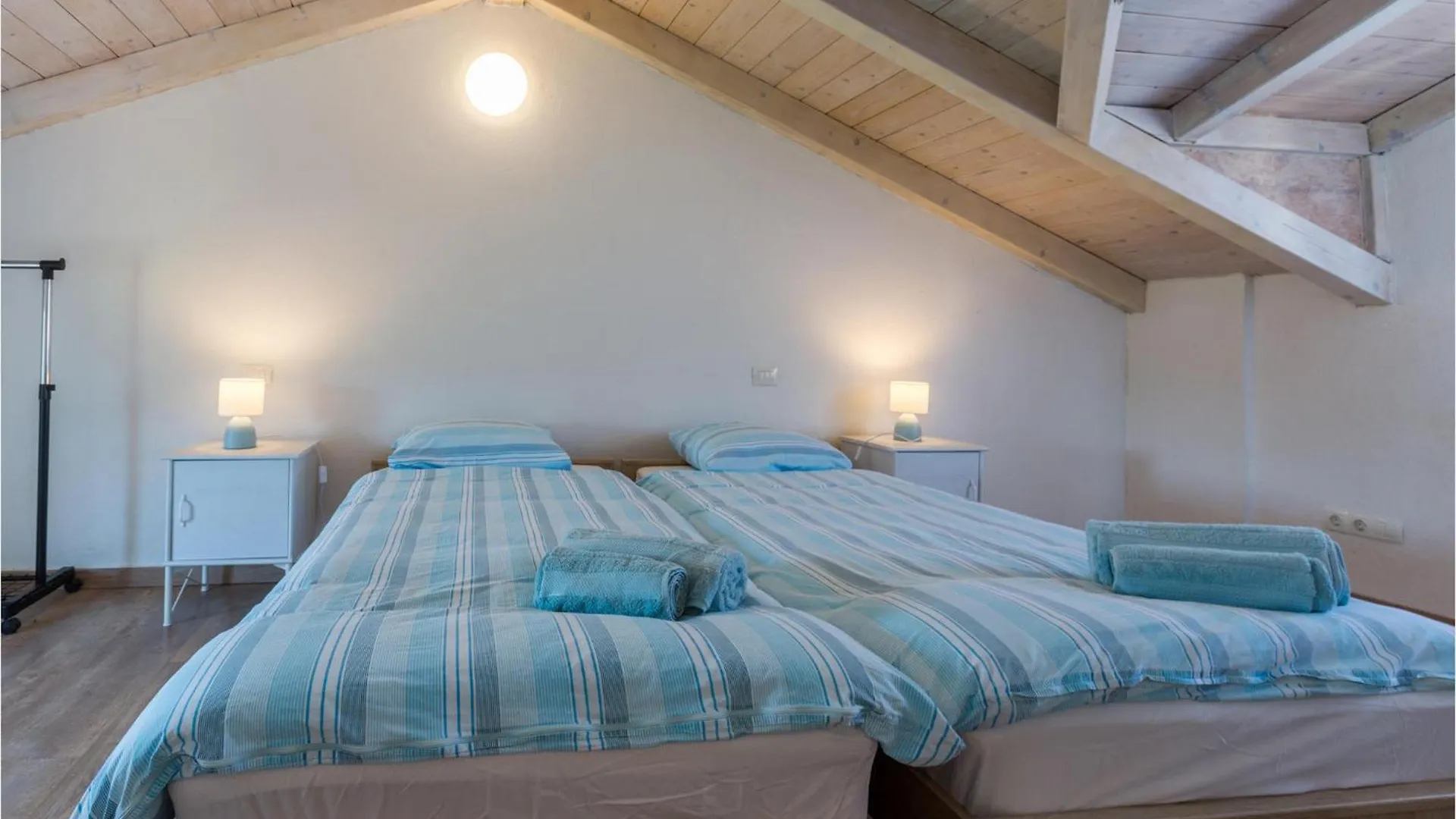 Beautiful Home In Putini With Kitchen Vikendica